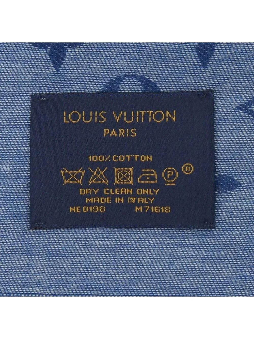Louis Vuitton Etole Monogram Essential Stole Scarf
